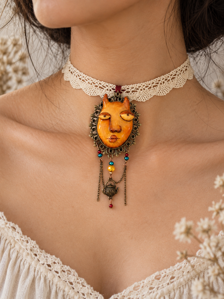 Saffrooz Div Choker