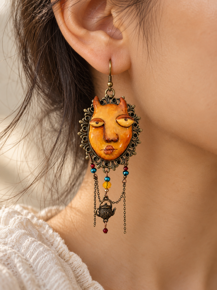 Saffrooz Div Earrings (pair)