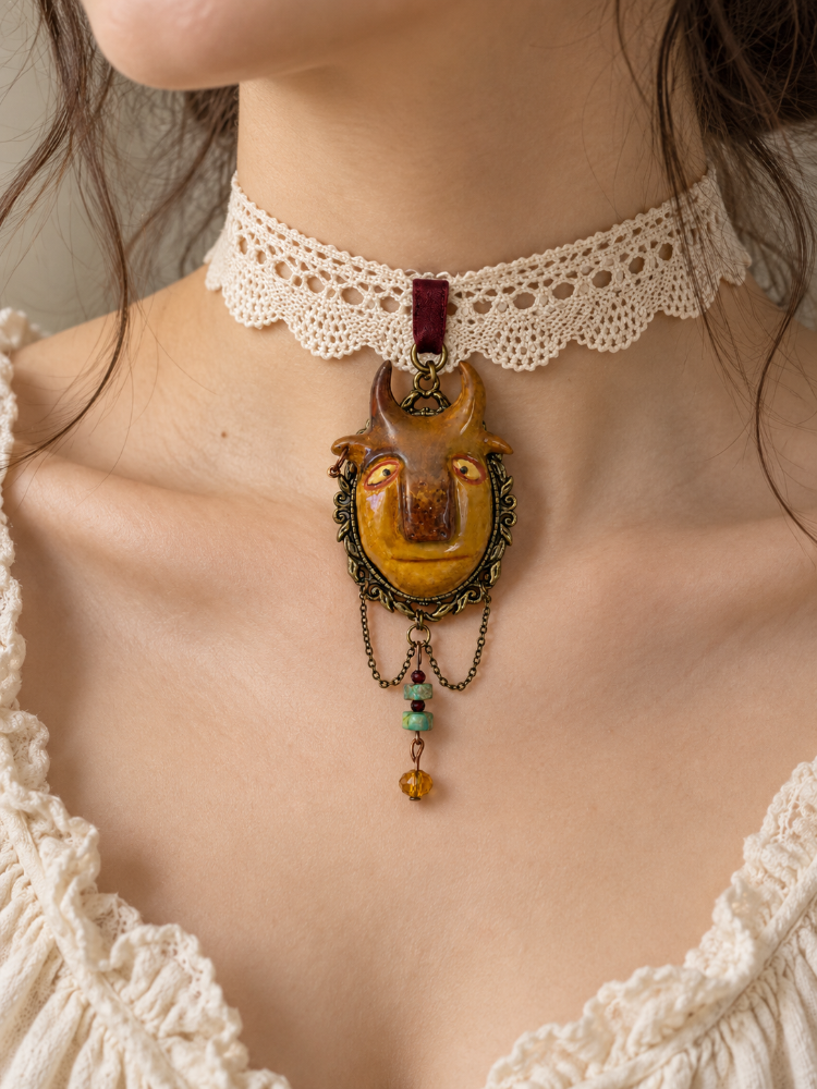 Tavrooz Div Choker