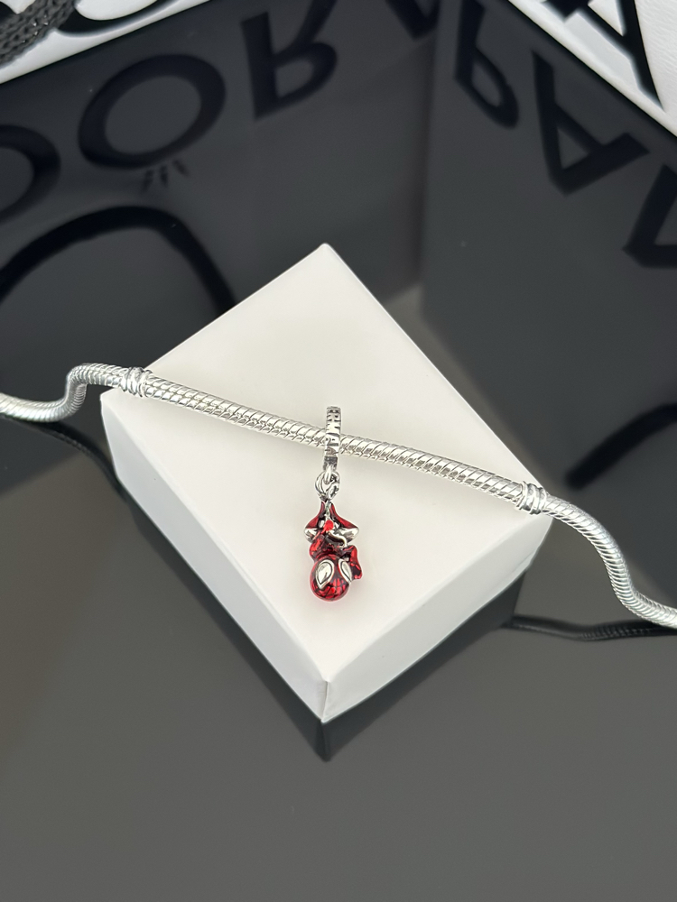 Asılı Örümcek Adam Sallantılı Charm