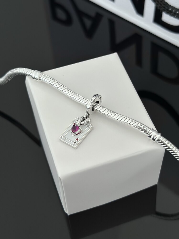 Disney ''KÖTÜLER'' Kupa Kızı Çift Sallantılı Charm