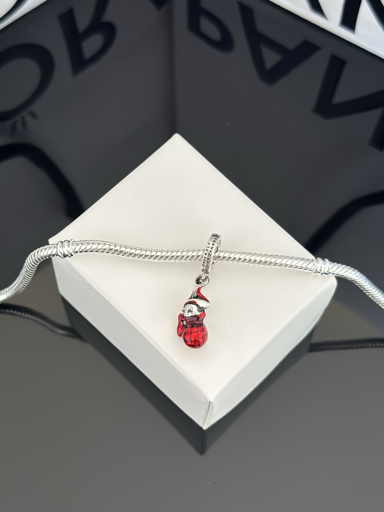 Asılı Örümcek Adam Sallantılı Charm