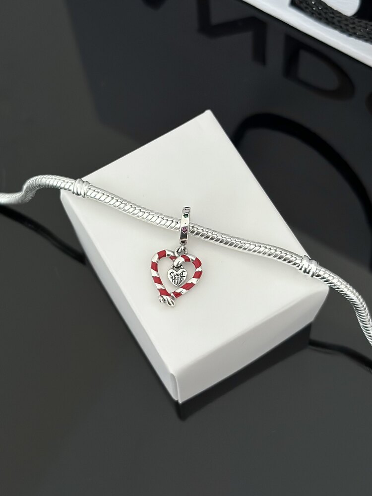 Çift Baston Şeker Kalpli Sallantılı Charm