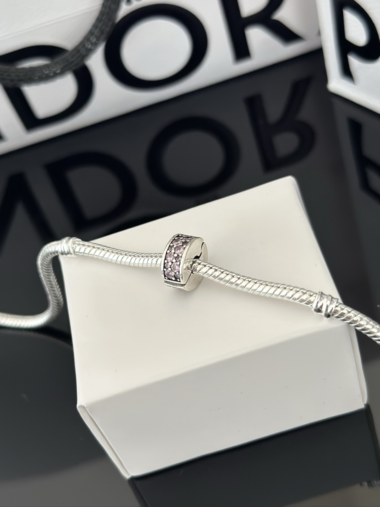 Pembe Pave Klips Charm
