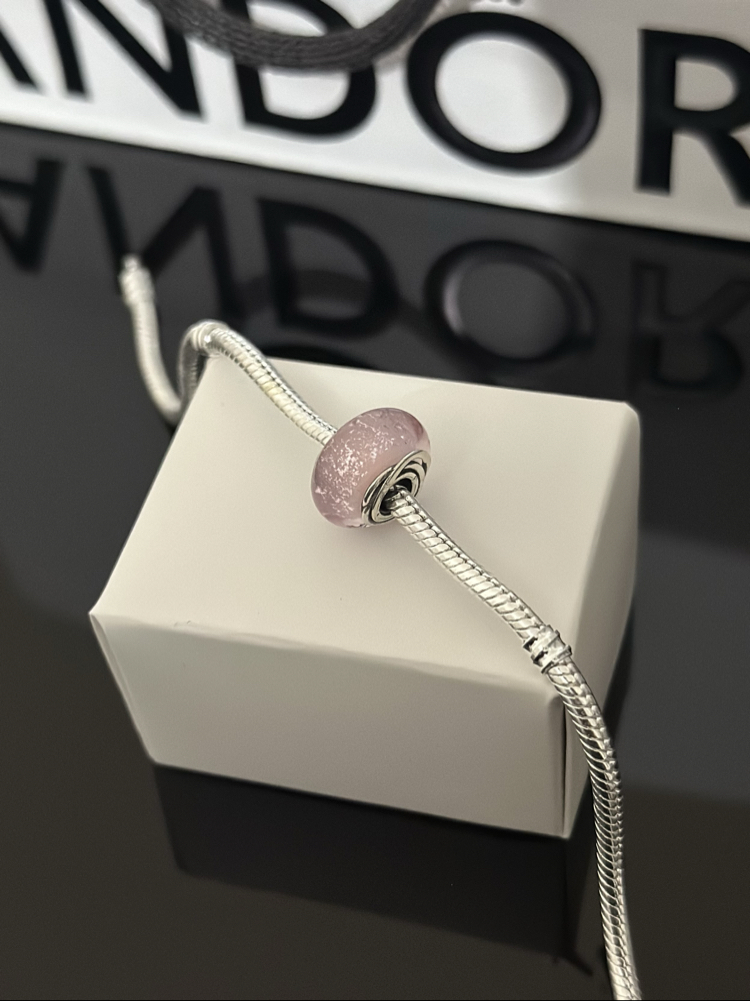Etrafı Çevrili Pembe Murano Cam Charm