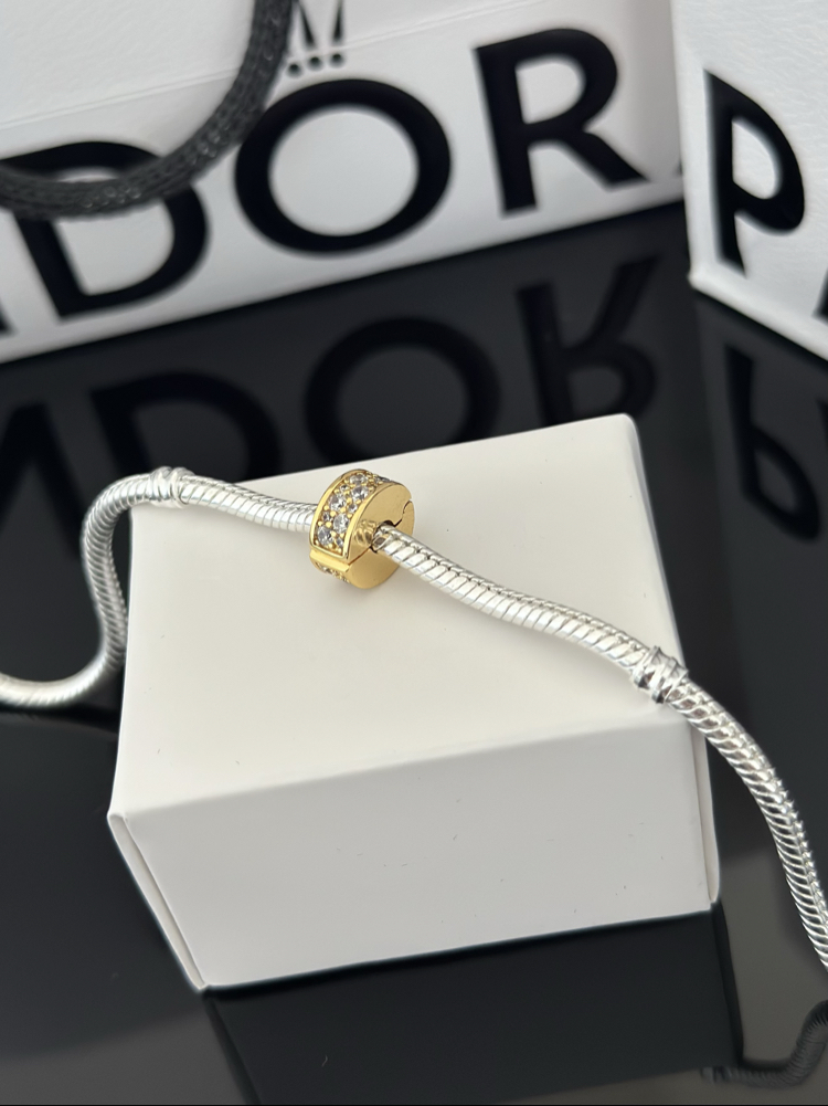Gold Şeffaf Pavé Klips Charm