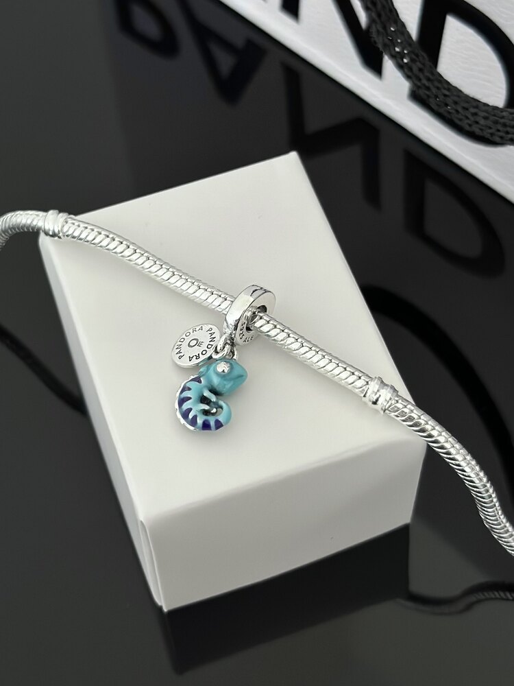 Renk Değiştiren Bukalemun Sallantılı Charm