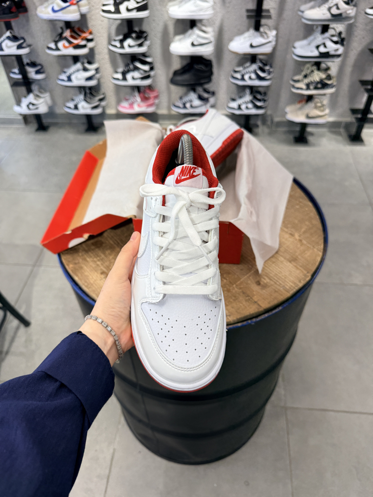 NİKE DUNK LOW
