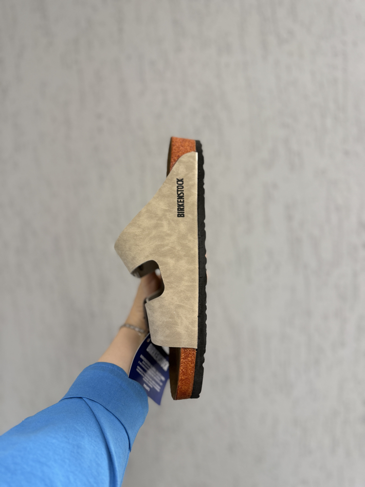 BIRKENSTOCK