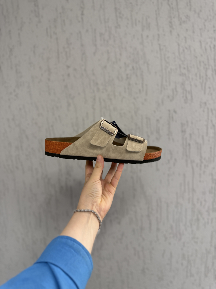 BIRKENSTOCK