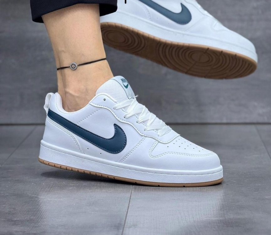 Nike court