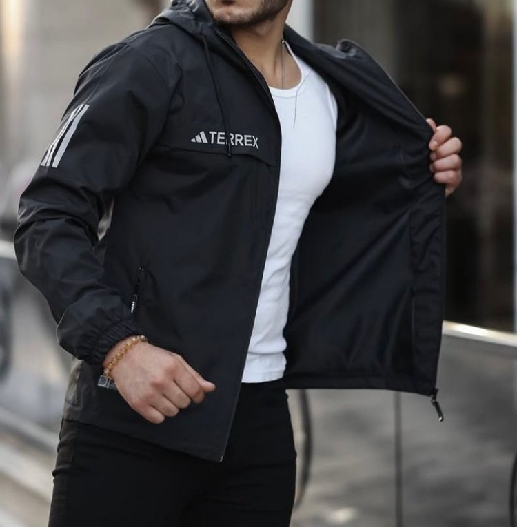 Adidas terrex yağmurluk