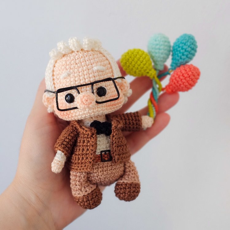 Carl Fredricksen Tarifi