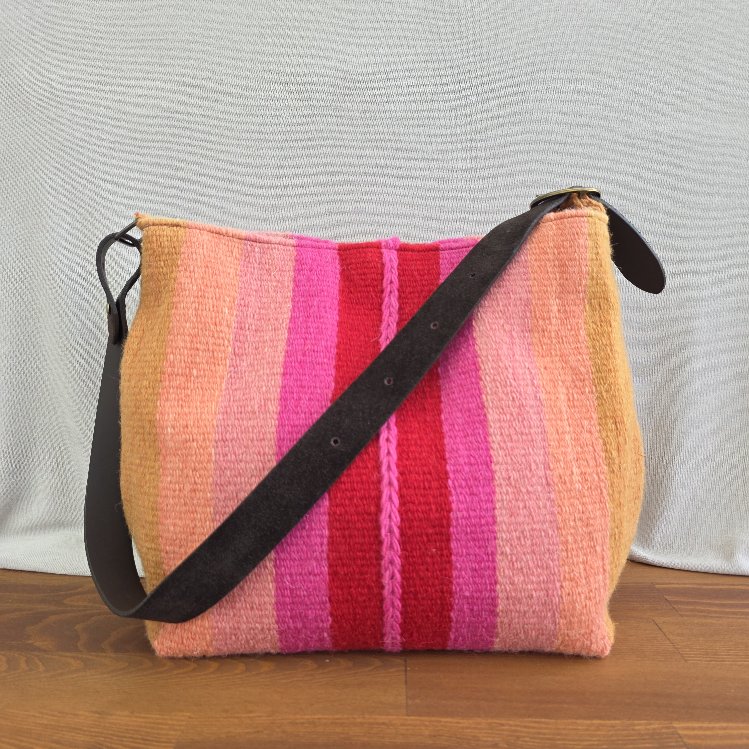 +7 renk. Sumak büyük Hatti omuz çantası / +7 colors. Sumak big Hatti shoulder bag 