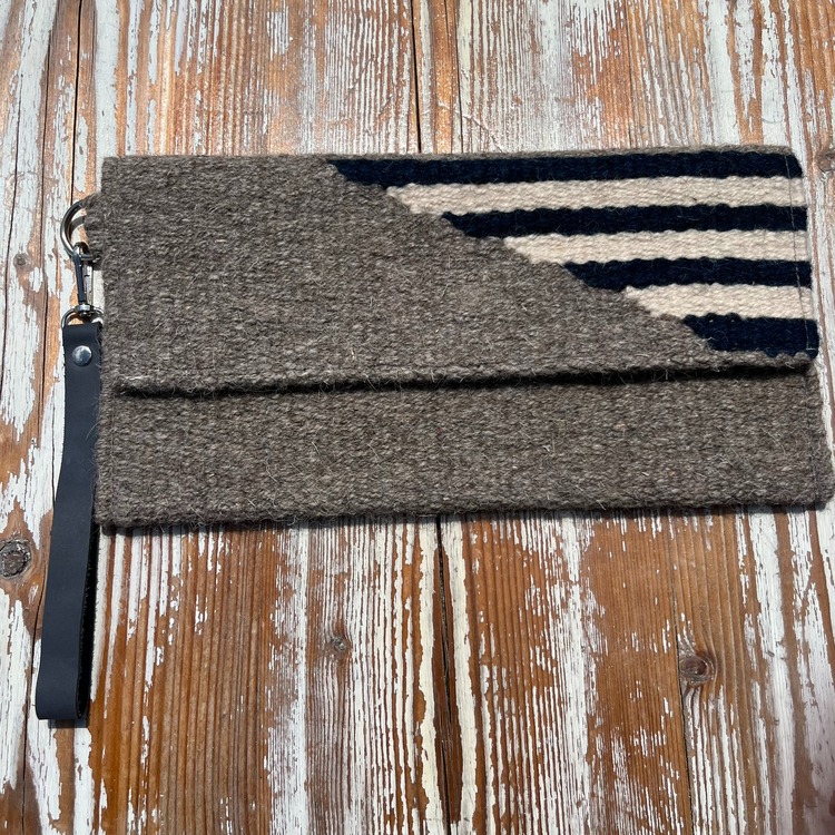 +9 renk/Çubuklu Elde Yün Dokuma Çanta (Hand-woven Wool Clutch)
