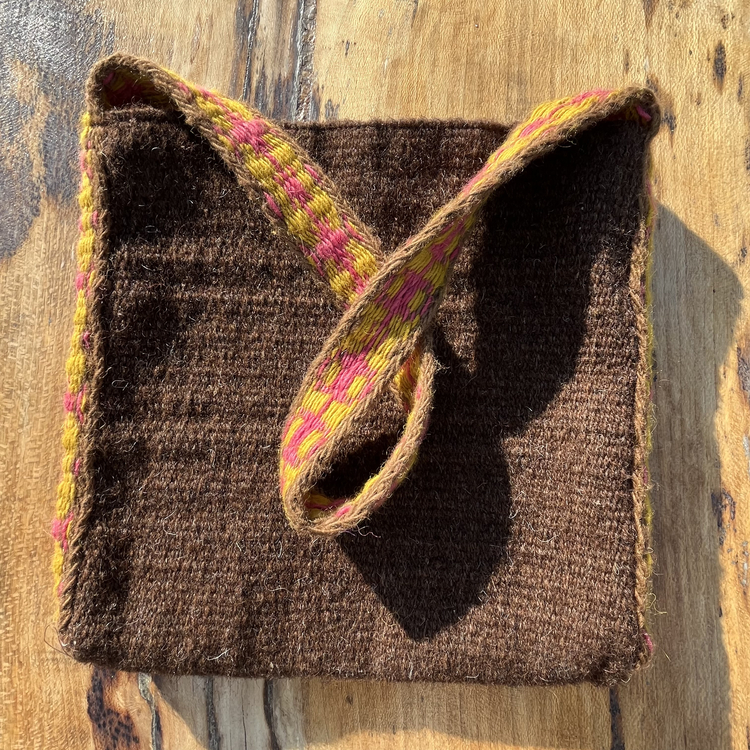 Elde Yün Dokuma Çanta (Hand-woven Wool Handbag)