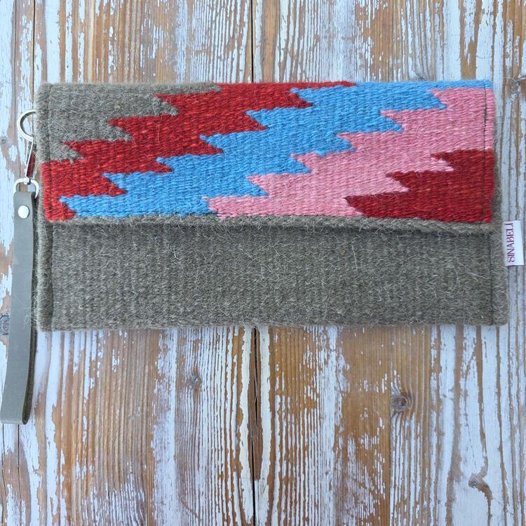 +14 renk/Basamak Elde Yün Dokuma Çanta (Hand-woven Wool Clutch)