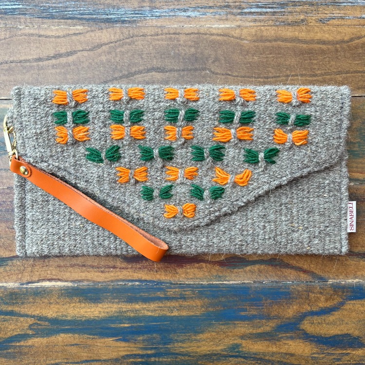 +7 renk/Kelebek Elde Yün Dokuma Çanta (Hand-woven Wool Clutch)