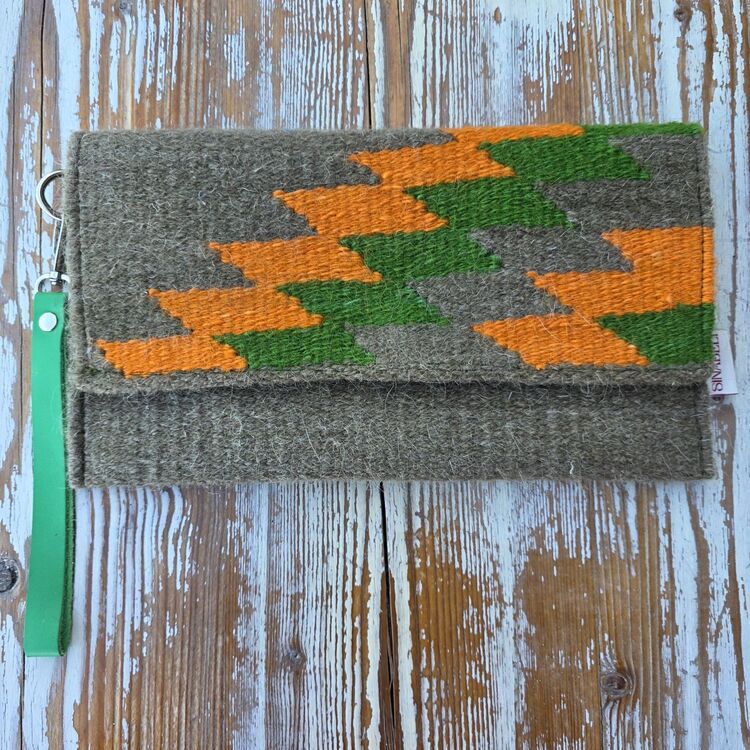 +14 renk/Basamak Elde Yün Dokuma Çanta (Hand-woven Wool Clutch)