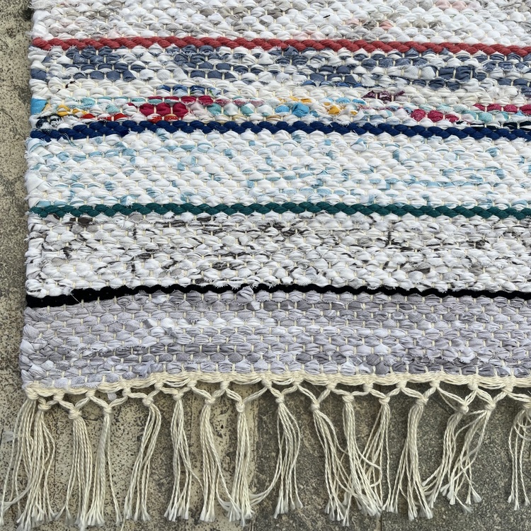 09 El Dokuma Çul-Çaput Kilim (Hand-woven Rag Kilim Rug)