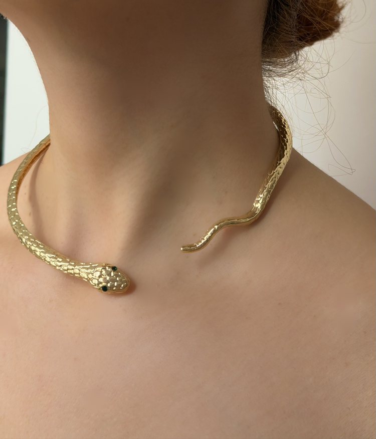 Marka Model Choker Yılan Kolye