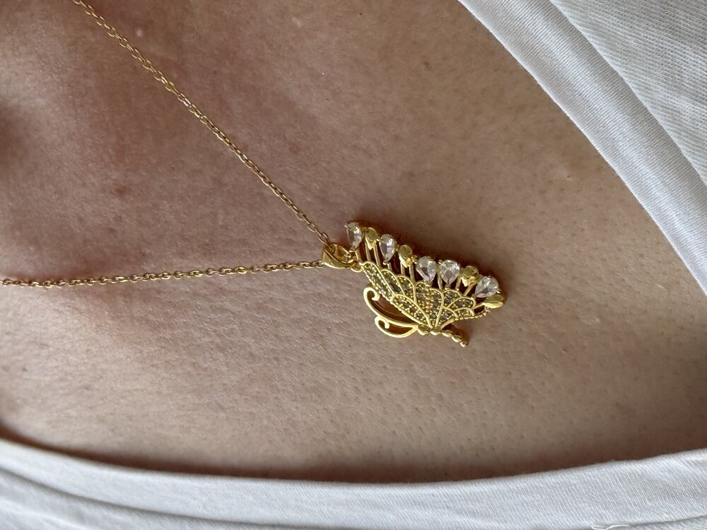 Taşlı Kelebek Kolye Gold Renk
