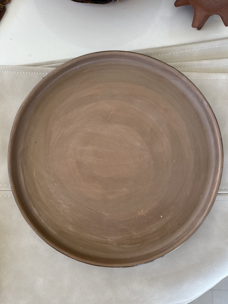 Kahverengi Dik Kenarlı Tabak 28 cm