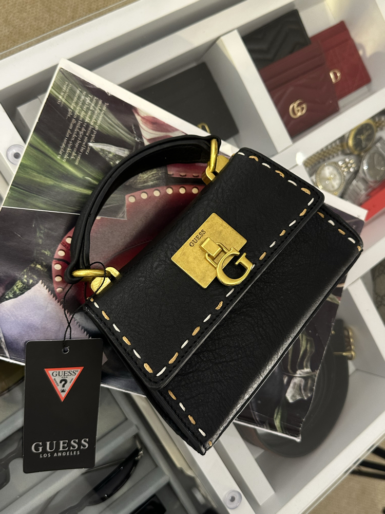 Guess NEW 