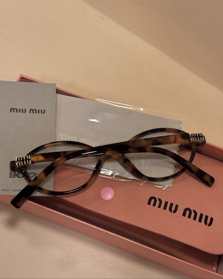 Miu miu optik gözlük 