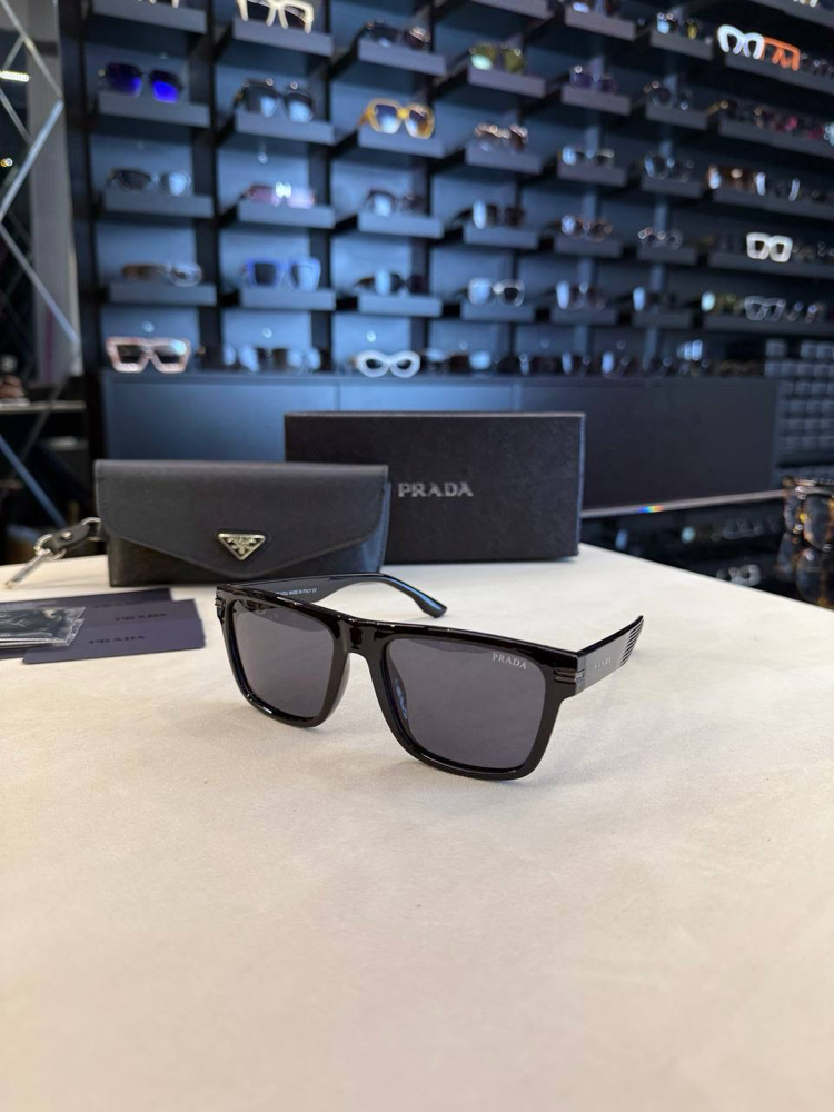 Prada Gözlük