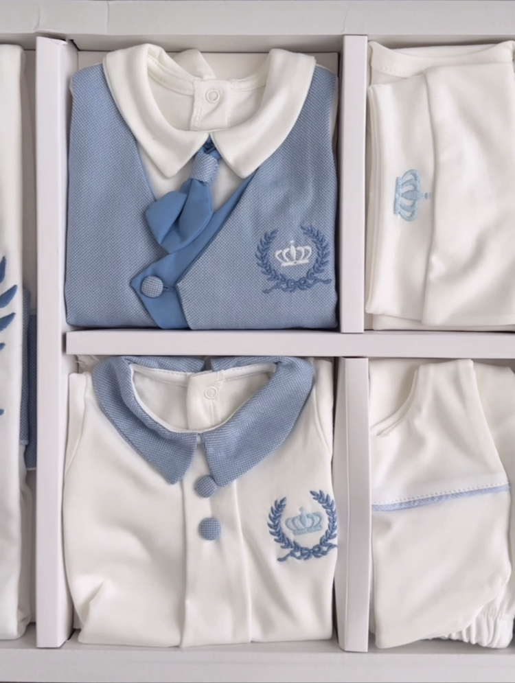 Taç desenli Mavi 10 lu set hastane çıkışı
