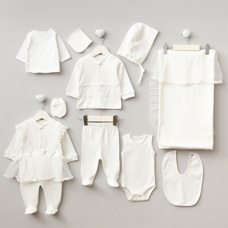 Pugi Baby Lüks Melek Kanatlı 10 Lu set Hastane çıkışı