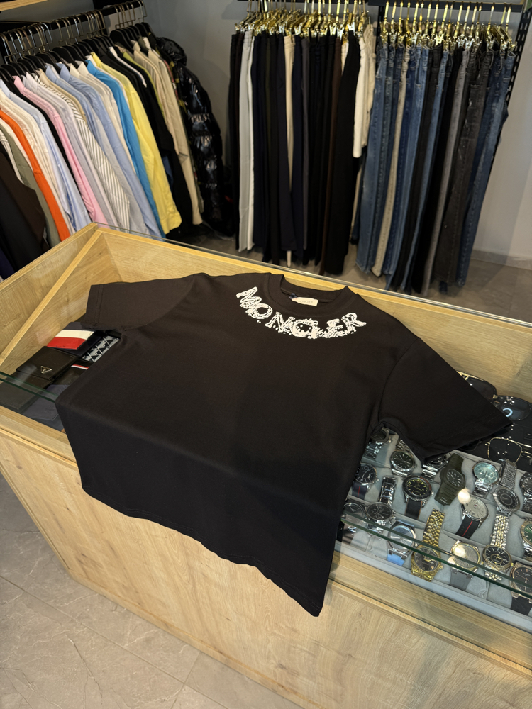 Mnclr Premium Tshirt