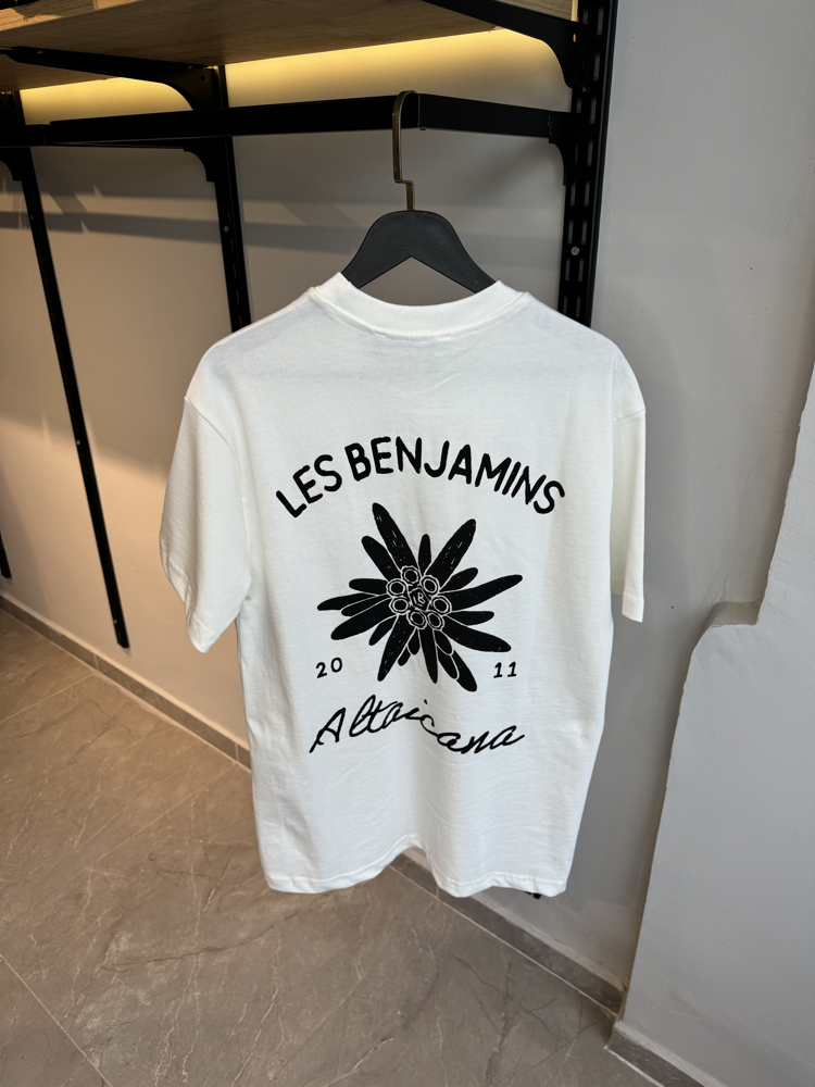 LesB Premium Tshirt