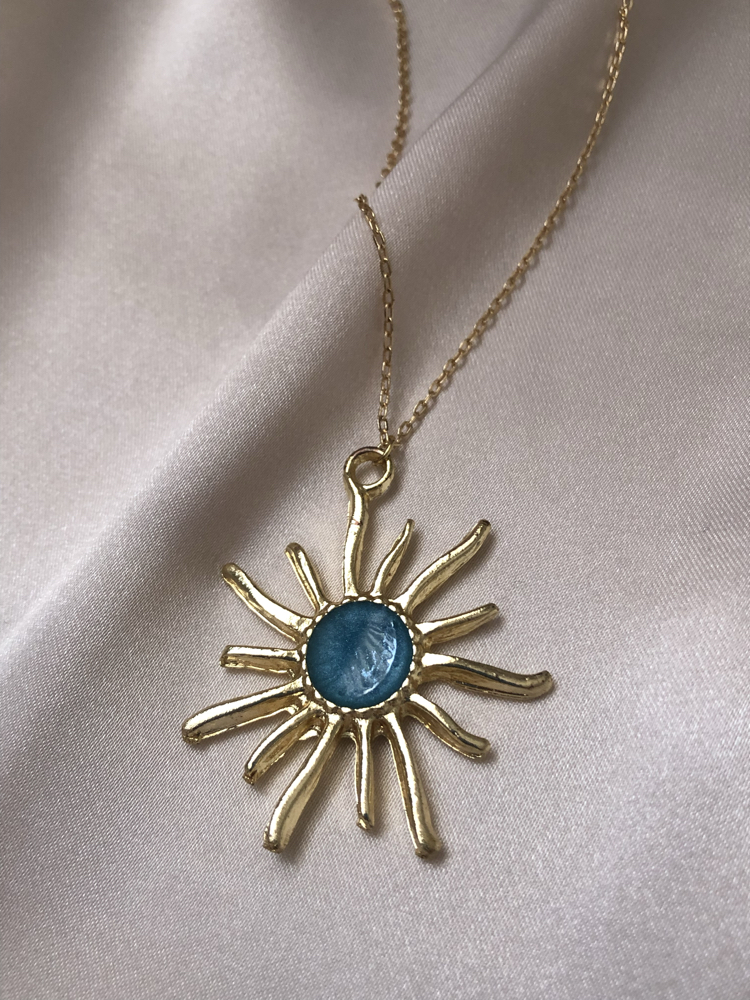 Blue sun kolye