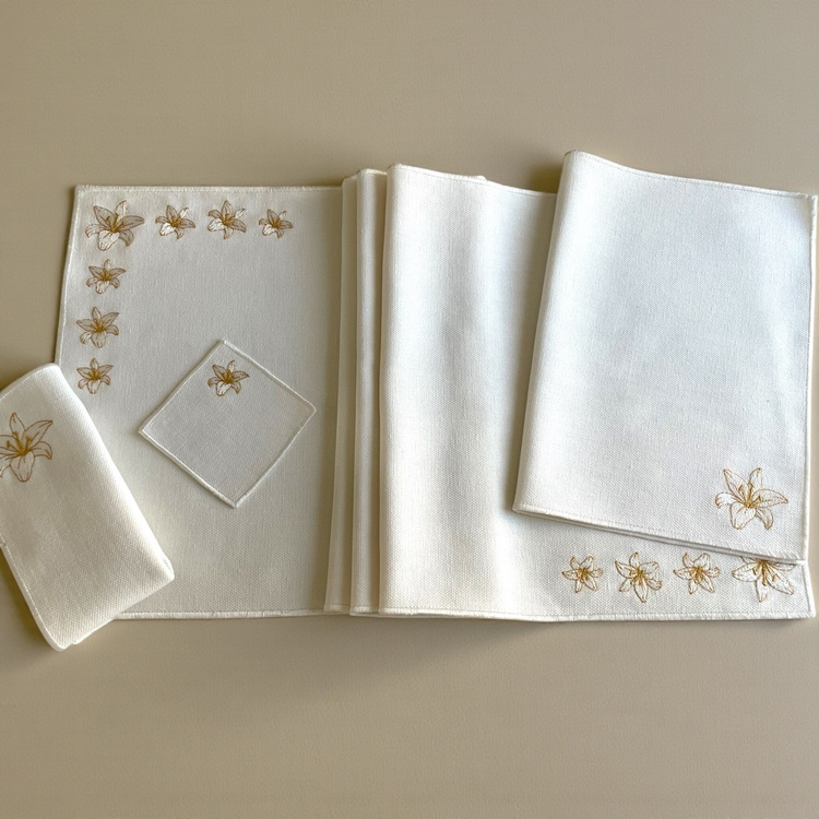 Pure Lily 4 Kişilik Set