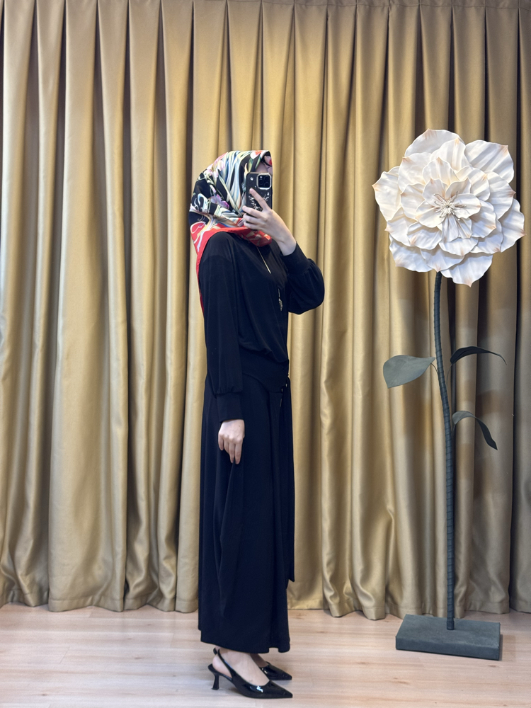 Alanya siyah