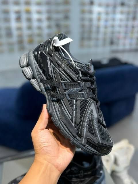 New Balance 1906A Black