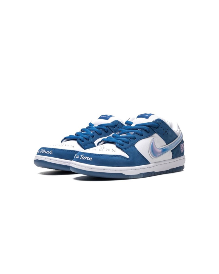 Nike SB Dunk Low