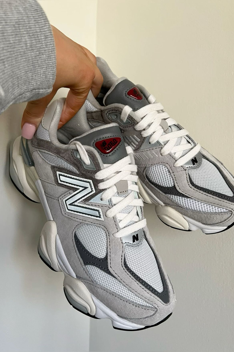 New Balance 9060 “ Rain Cloud Grey”
