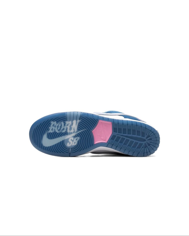 Nike SB Dunk Low
