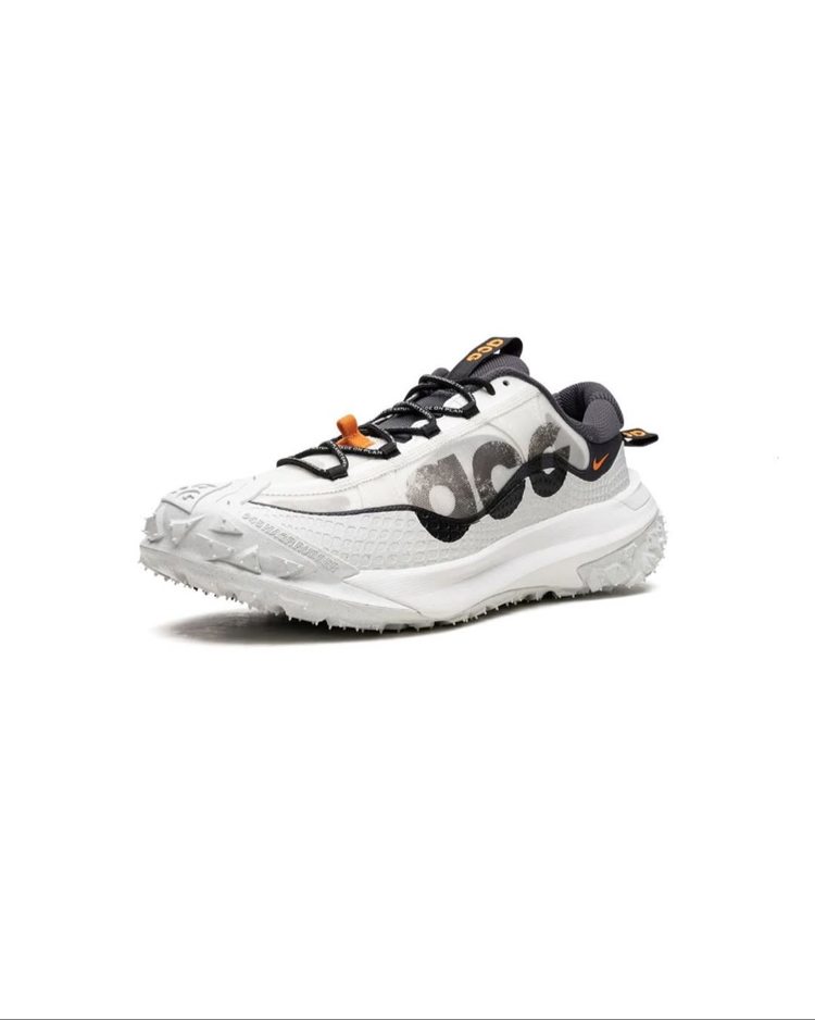 Nike ACG Mountain Fly 2 Low “White / Orange”