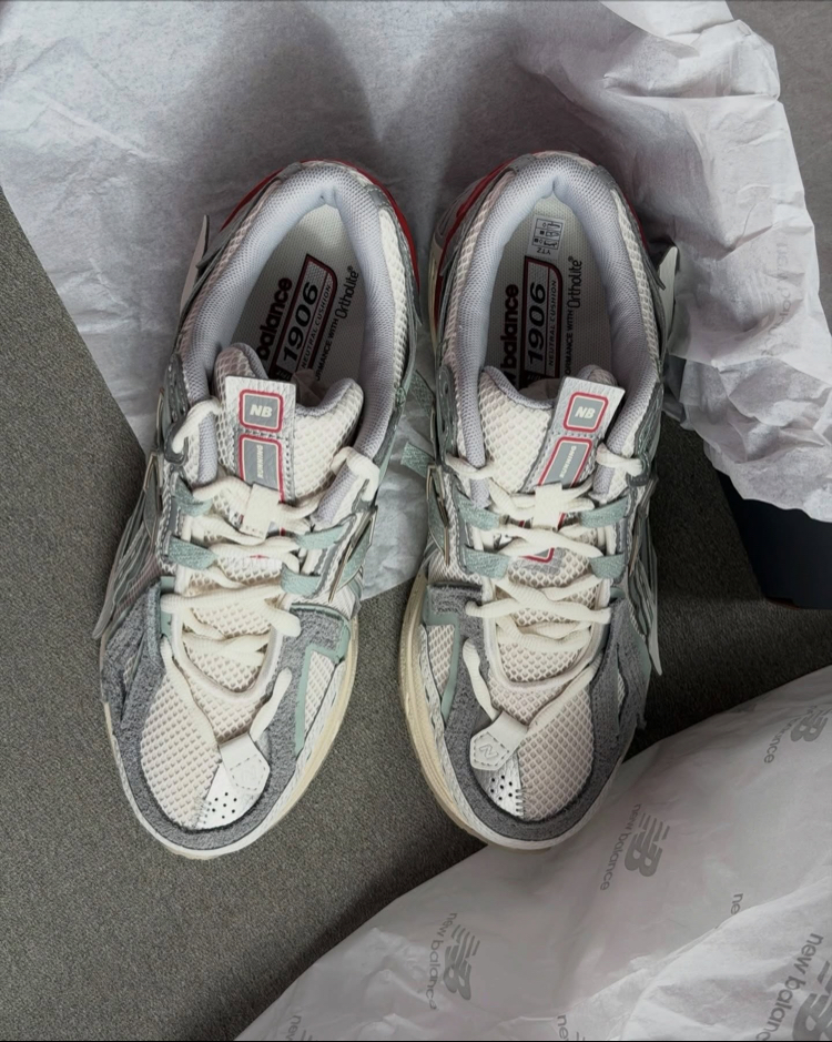 New Balance 1906A Sea Salt Lone Star Grey