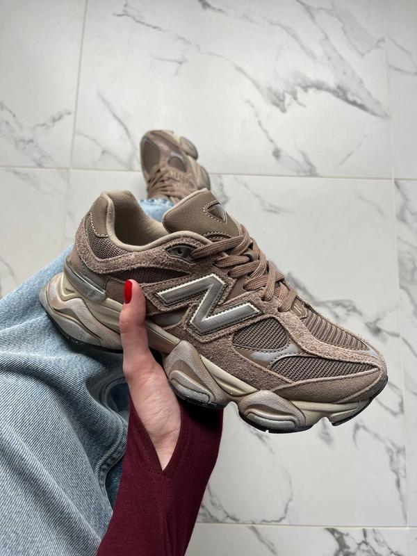 New Balance 9060 Mushroom