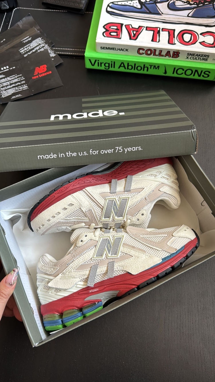 New Balance 1906A Sea Salt Astro