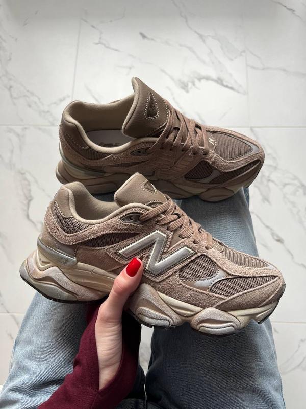 New Balance 9060 Mushroom