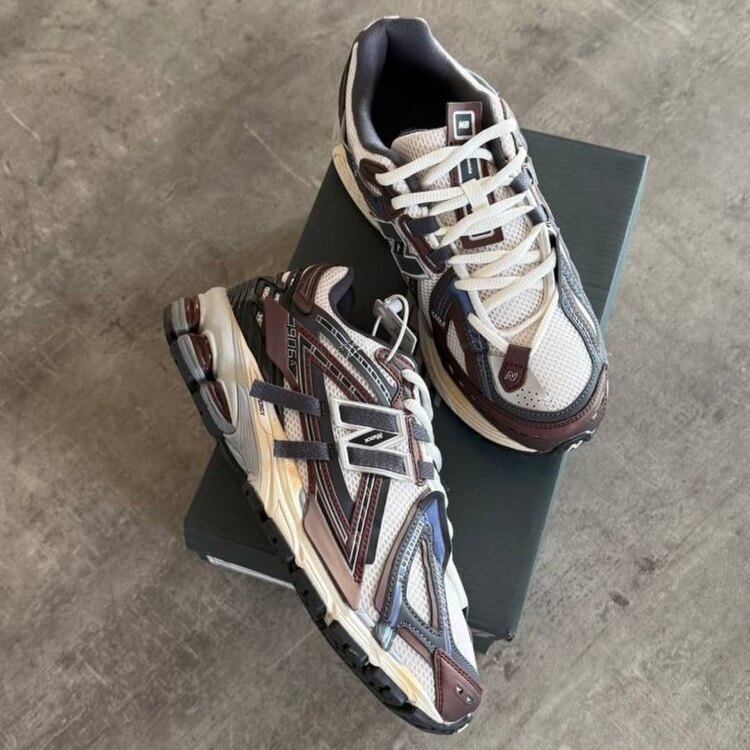 New Balance 1906A Burgundy