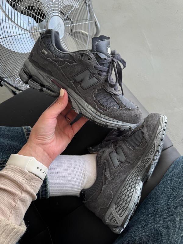 New Balance 2002r Phantom Dark Grey