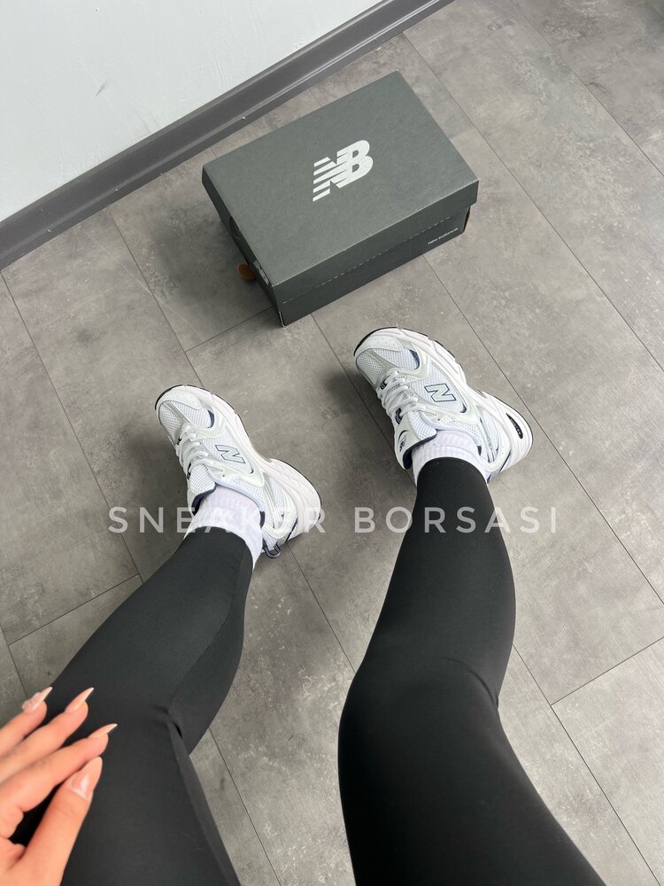New Balance 530 Silver White