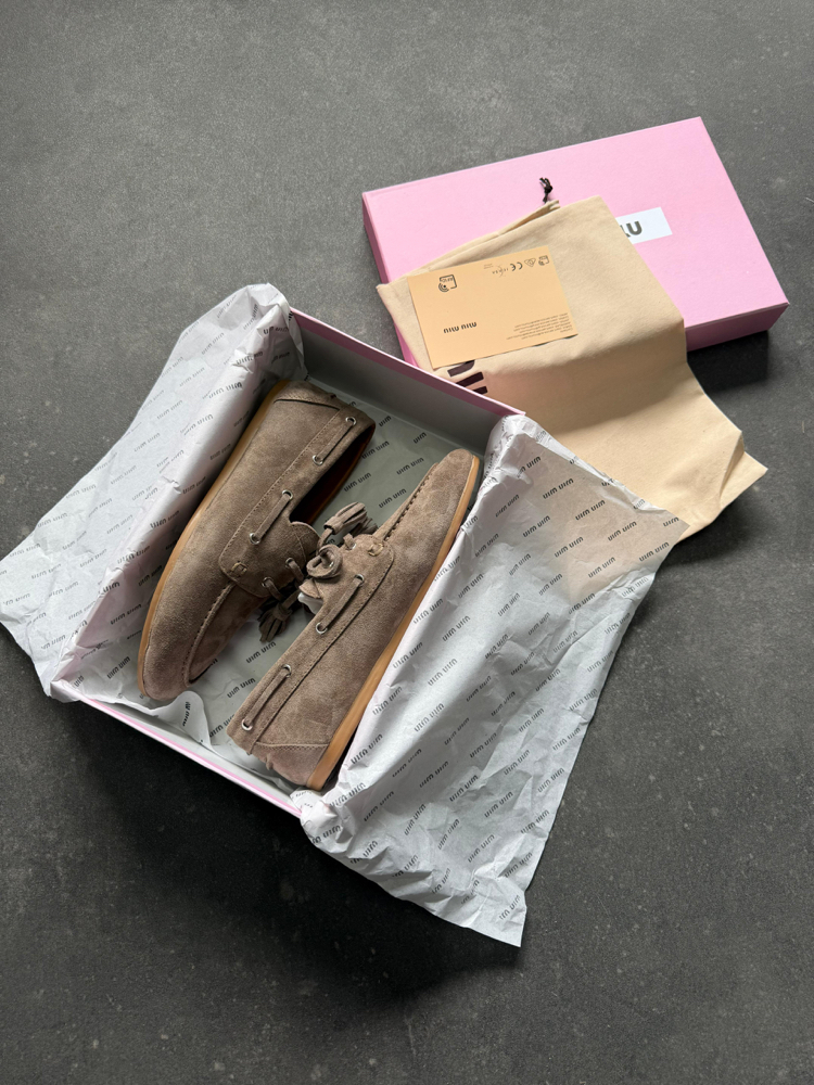 Miu Miu Loafer Beige